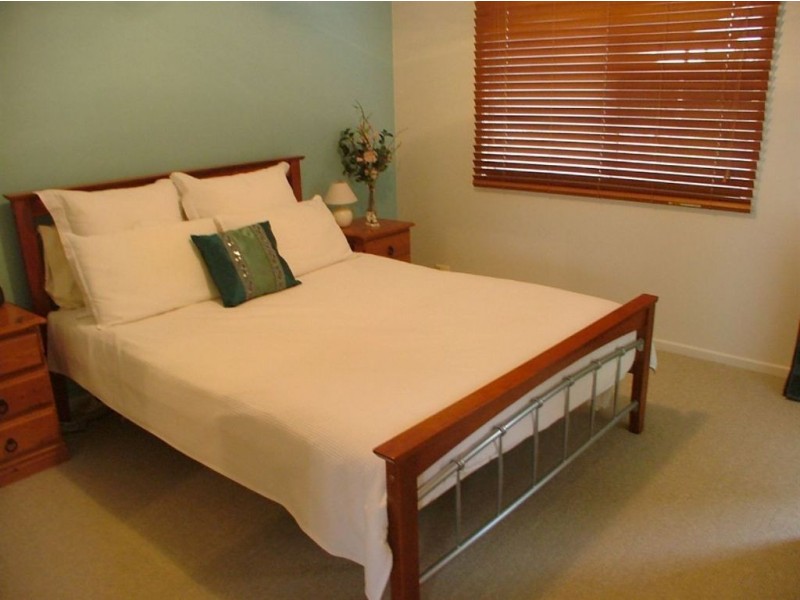 12 Chiltern Court, Rochedale South QLD 4123