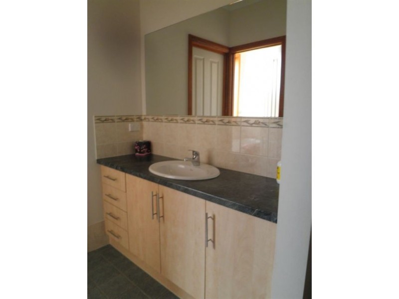20 Polglase Street, Port Hughes SA 5558