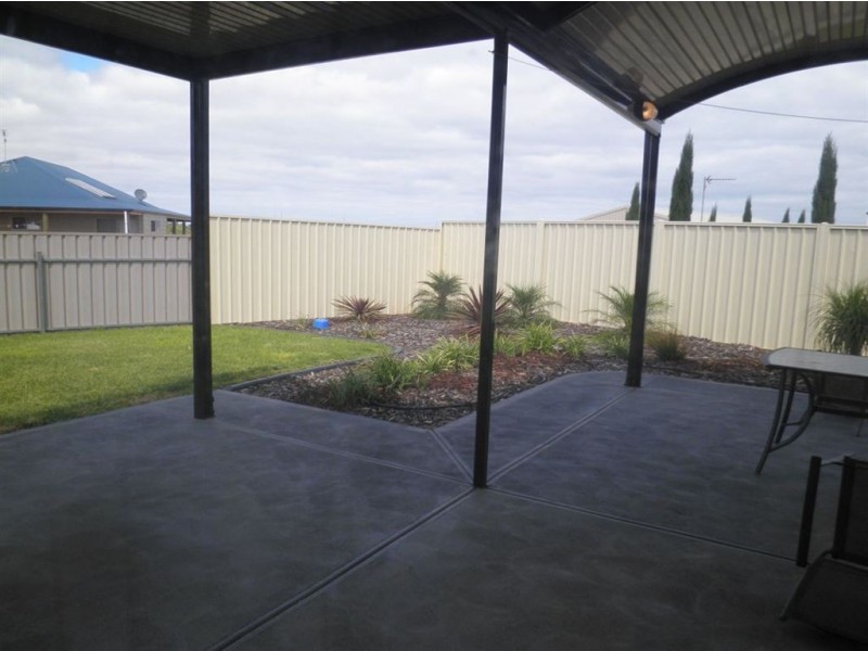 20 Polglase Street, Port Hughes SA 5558