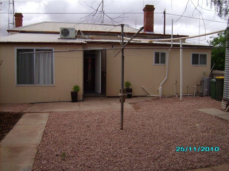 10 Schroeder Street, Wallaroo SA 5556