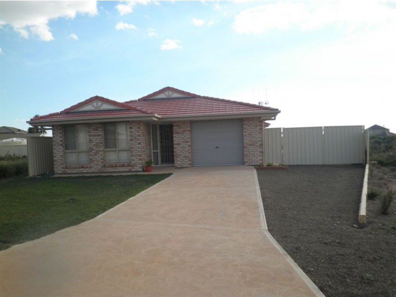 20 Albatross Street, Wallaroo SA 5556