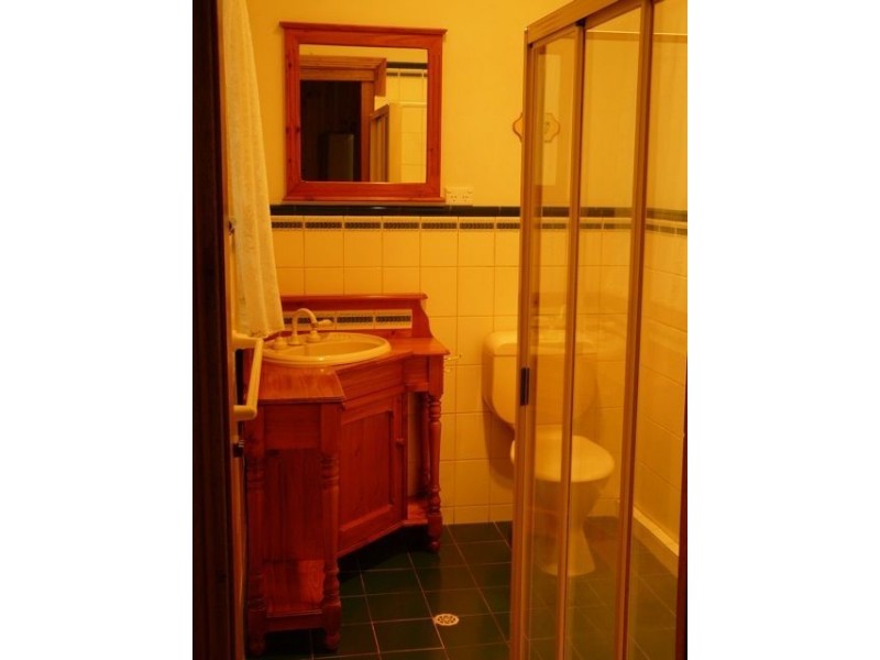 27 Milne Terrace, Moonta SA 5558