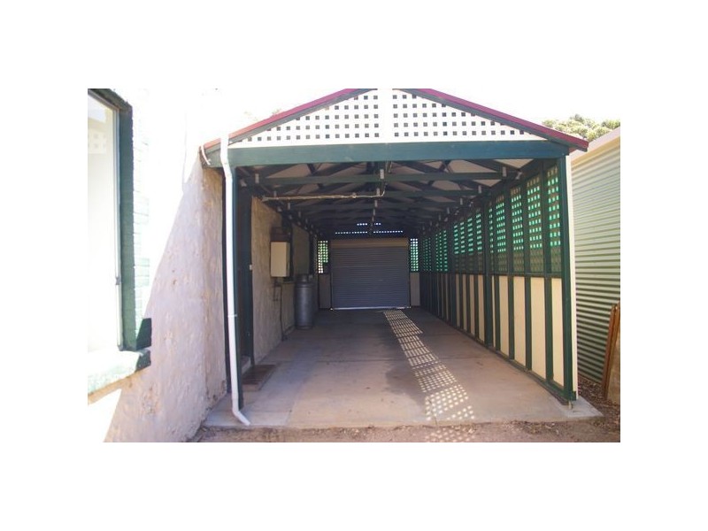 27 Milne Terrace, Moonta SA 5558