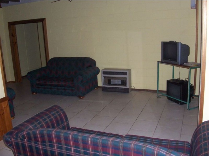 33 Randolph Street, Port Hughes SA 5558