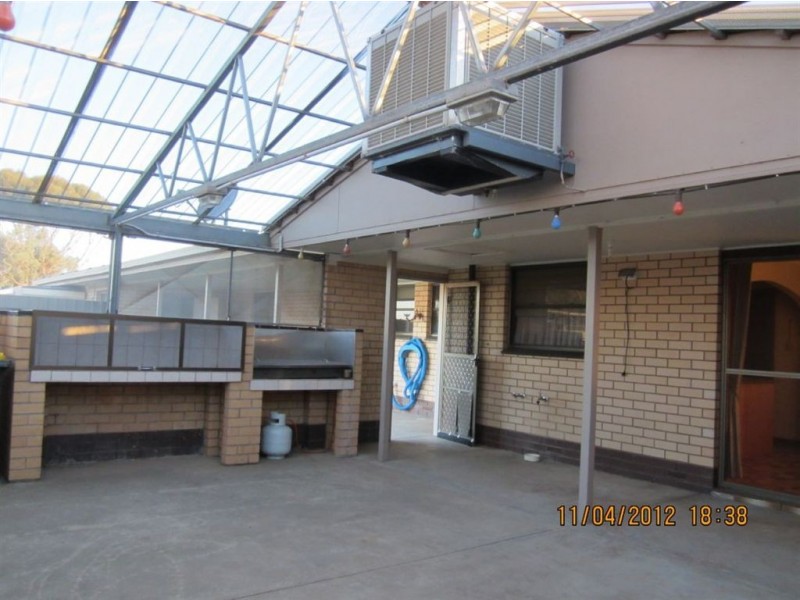 63 Old Wallaroo Road, North Moonta SA 5558