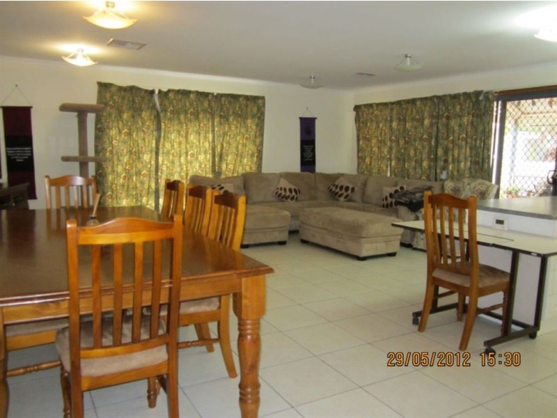 4 Andrews Street, Moonta Bay SA 5558