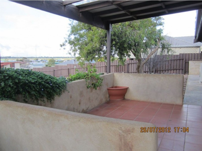 36 Victoria Street, Moonta Bay SA 5558