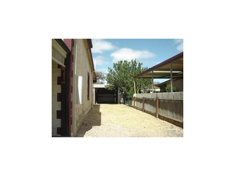 24 Bagot Street, Wallaroo SA 5556