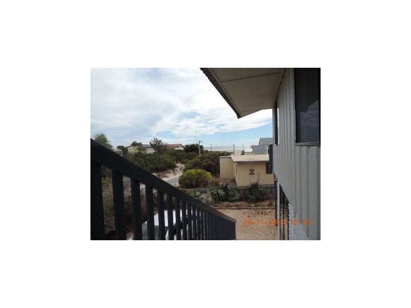 7 North Beach Road, Wallaroo SA 5556