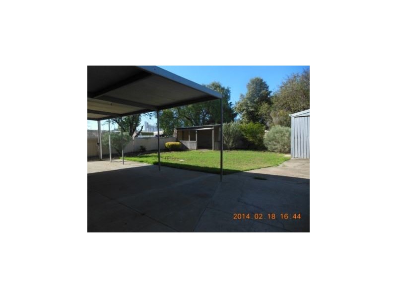 33 Cornish Tce, Wallaroo SA 5556