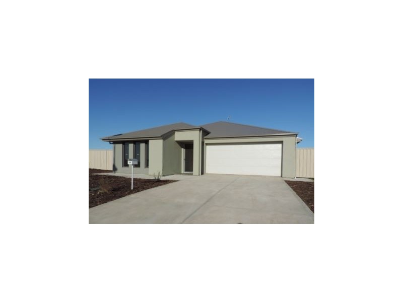 10 Investigator Blvd, Wallaroo SA 5556