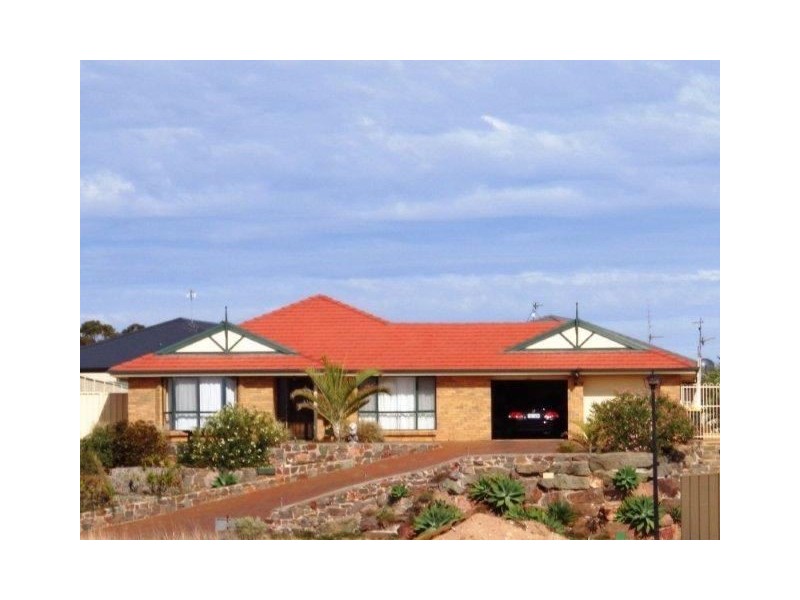 44 Gilmore Cresent, Wallaroo SA 5556