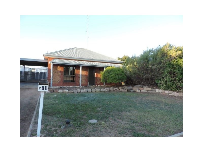 2/86 Bay Road, Moonta Bay SA 5558