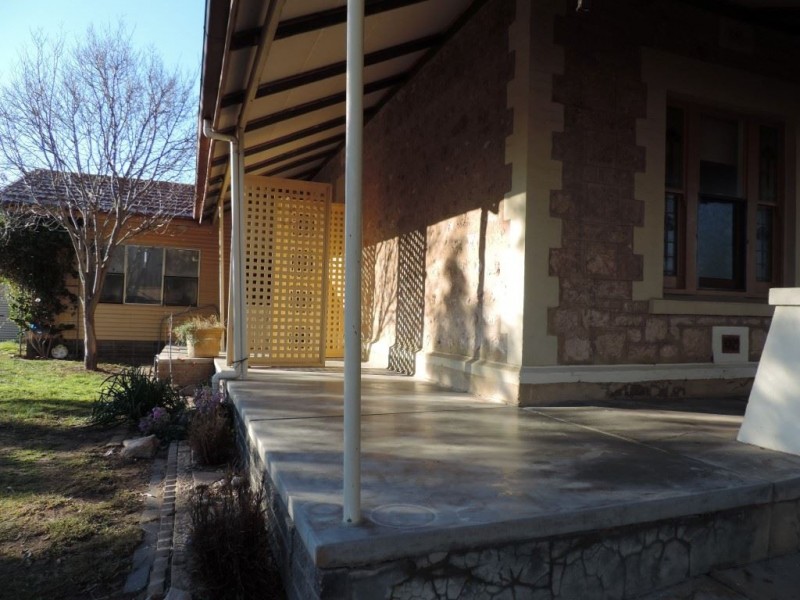 11 Hughes Street, Wallaroo SA 5556