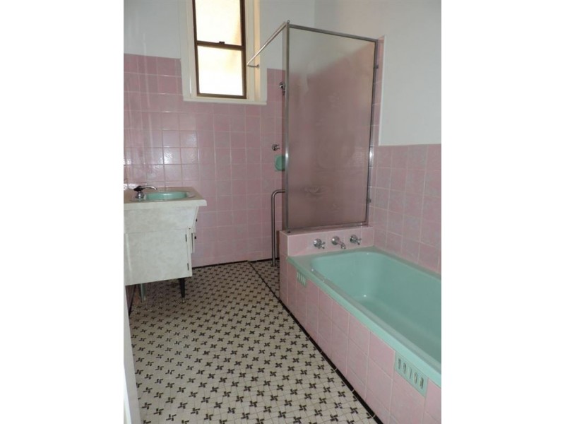 11 Hughes Street, Wallaroo SA 5556