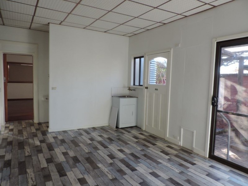 11 Hughes Street, Wallaroo SA 5556