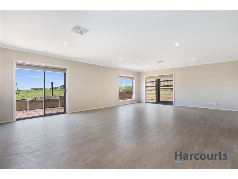 12 Maidenhair Drive, Warragul VIC 3820