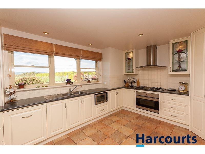 330 Stuhrs Road, Darnum VIC 3822