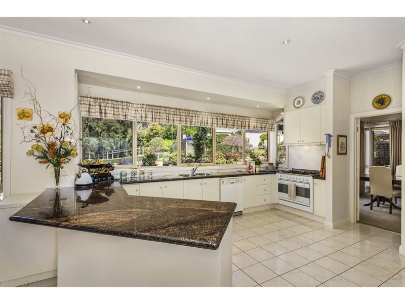 8 McIntyre Road, Yarragon VIC 3823