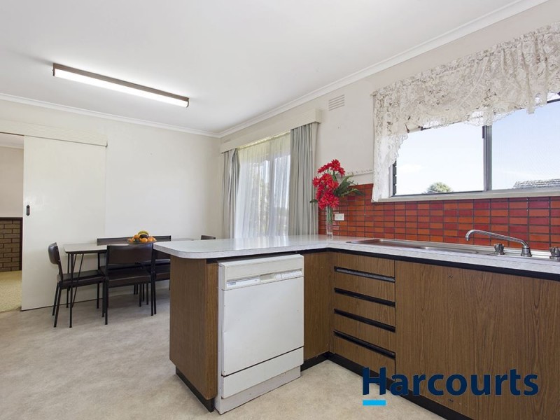 11 Rangeview Street, Warragul VIC 3820