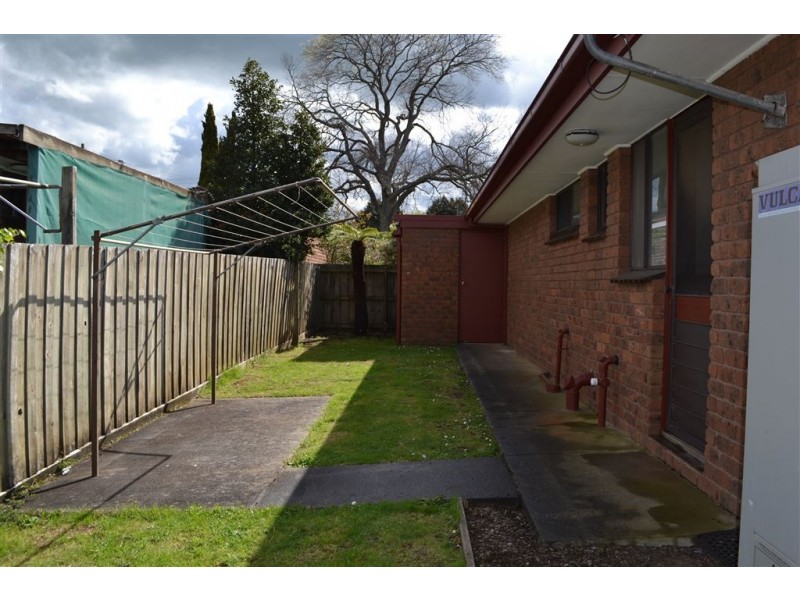2/128 Victoria Street, Warragul VIC 3820