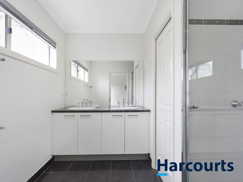 26 Montrose Street, Warragul VIC 3820