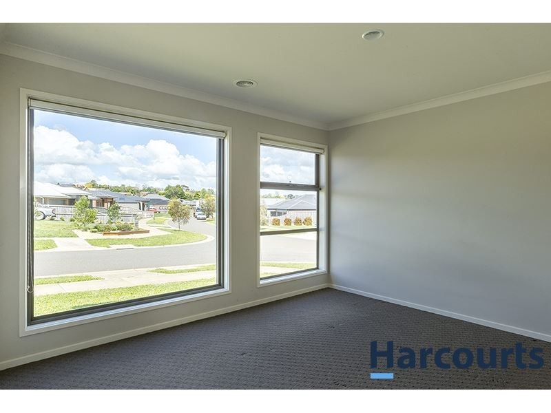 14 Kensington Drive, Warragul VIC 3820
