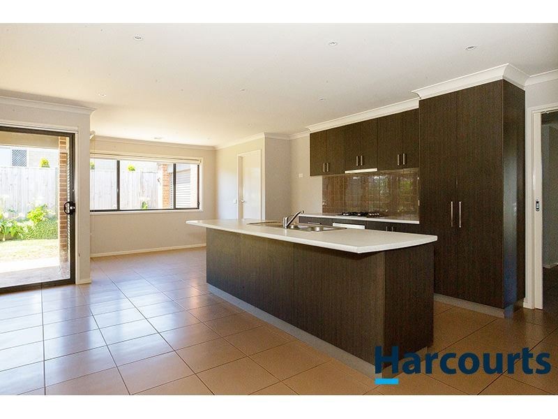 14 Kensington Drive, Warragul VIC 3820