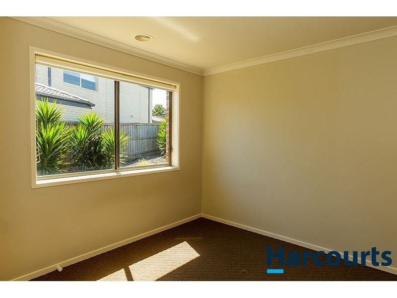 14 Kensington Drive, Warragul VIC 3820