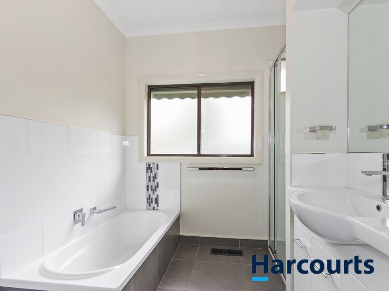 28 Western Park Drive, Warragul VIC 3820