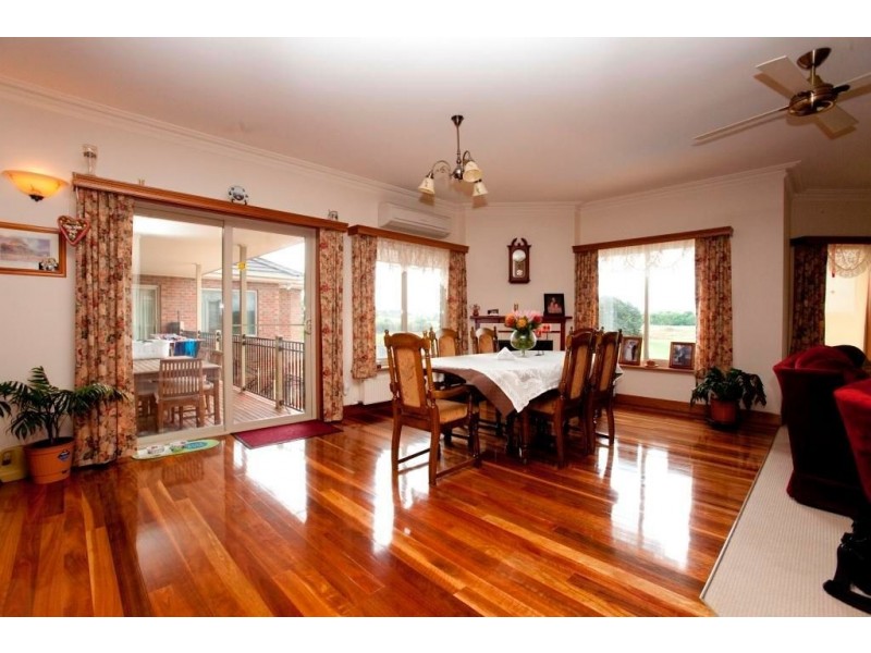 15 Nicolas Court, Warragul VIC 3820