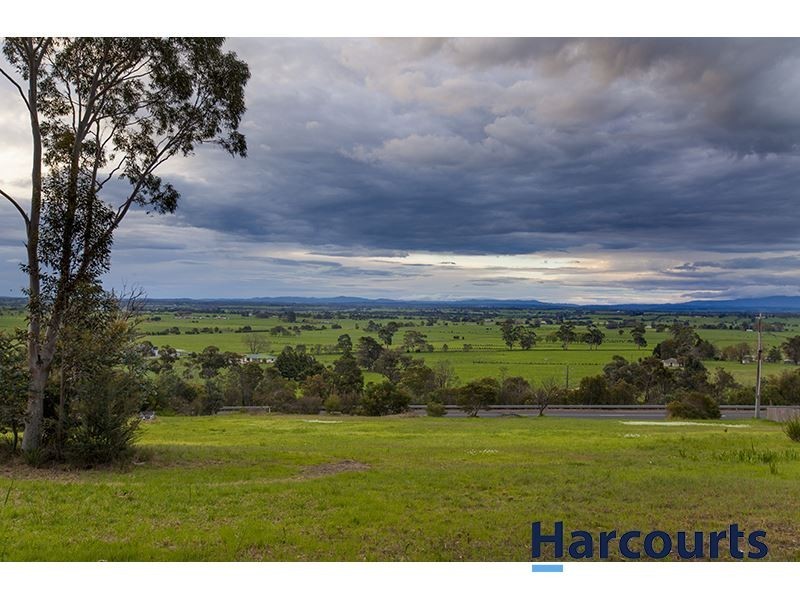 37 Cemetery Road, Trafalgar East VIC 3824