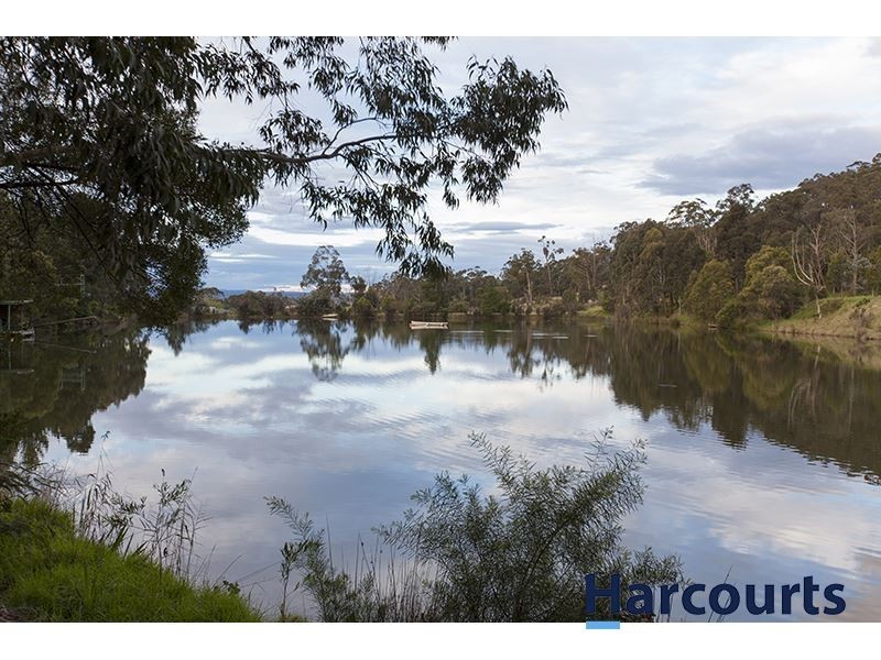 37 Cemetery Road, Trafalgar East VIC 3824