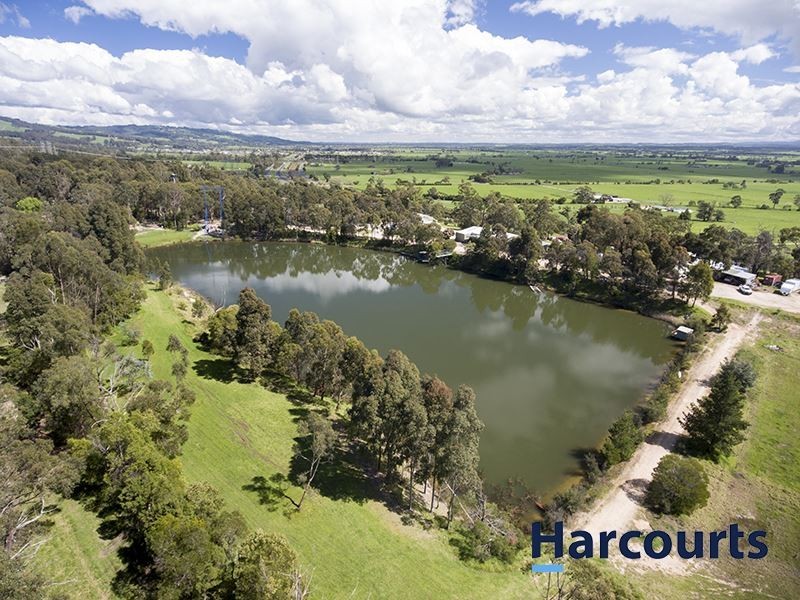37 Cemetery Road, Trafalgar East VIC 3824