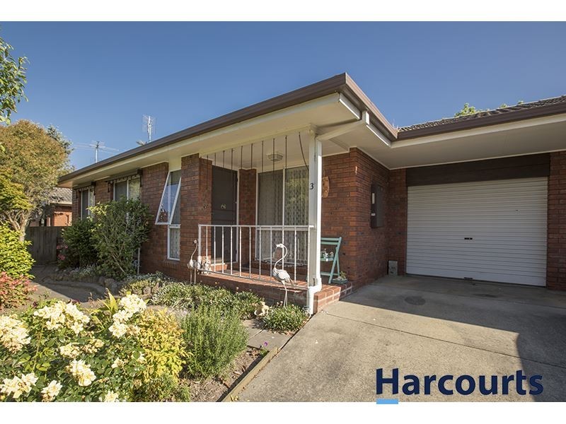 3/18 Hopetoun Road, Drouin VIC 3818