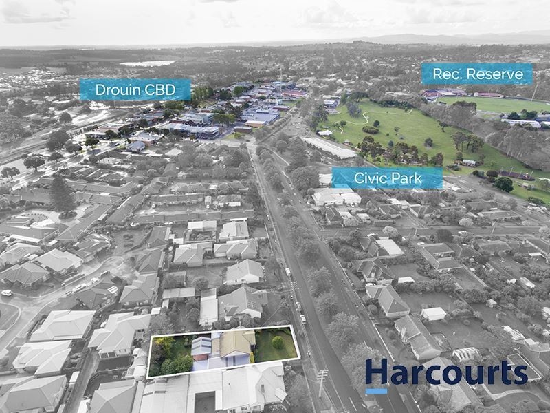 16 Young Street, Drouin VIC 3818