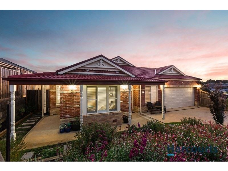 6 Tenterfield Avenue, Warragul VIC 3820