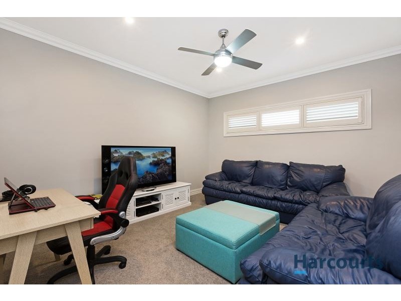 6 Tenterfield Avenue, Warragul VIC 3820