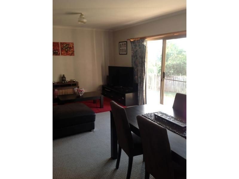 2 108 North Road, Warragul VIC 3820