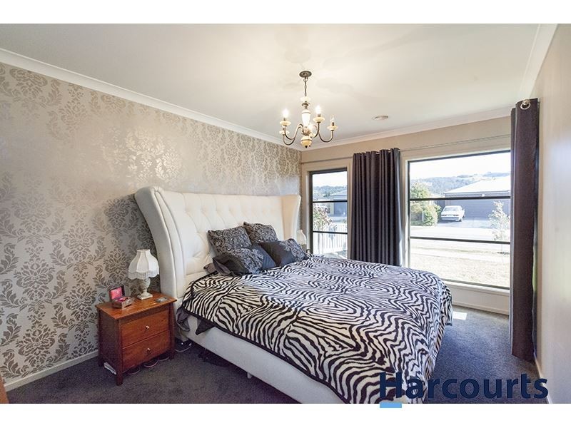 13 Woodlawn Boulevard, Yarragon VIC 3823