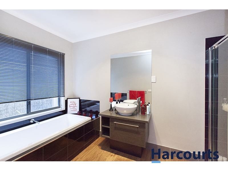 13 Woodlawn Boulevard, Yarragon VIC 3823