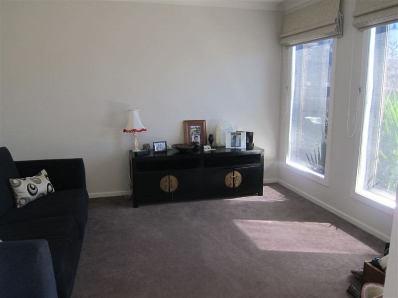 22 Rivendale Cres, Drouin VIC 3818