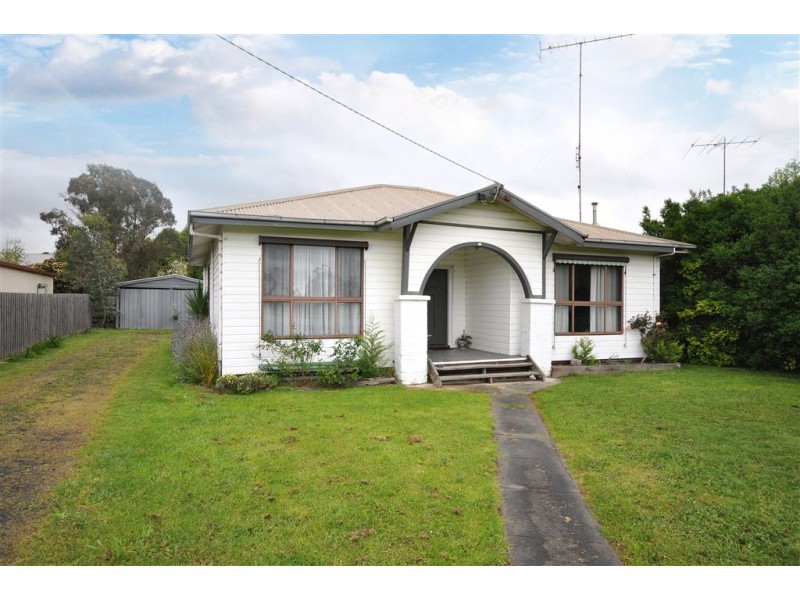 15 Princes Highway, Trafalgar VIC 3824