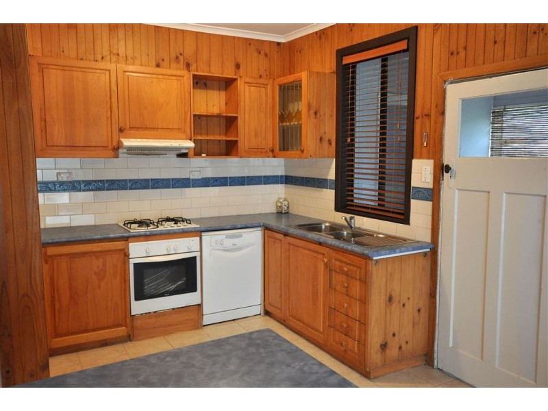 15 Princes Highway, Trafalgar VIC 3824