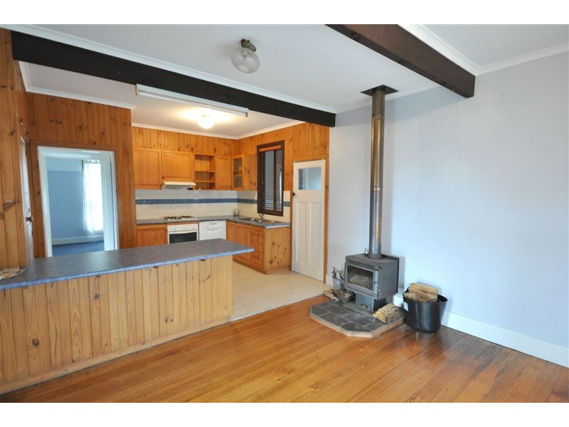 15 Princes Highway, Trafalgar VIC 3824