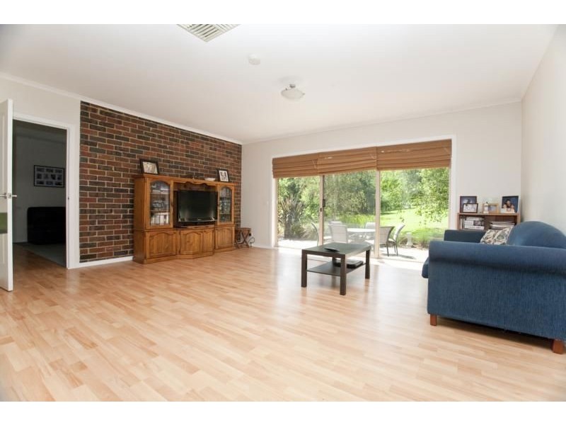 30 Moroka Drive, Warragul VIC 3820