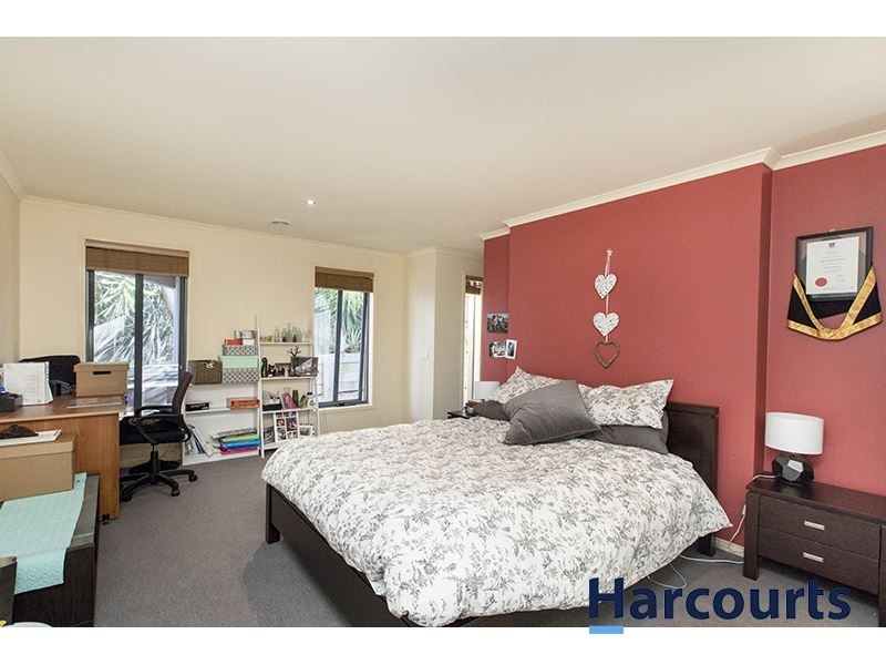 11 Nicolas Court, Warragul VIC 3820