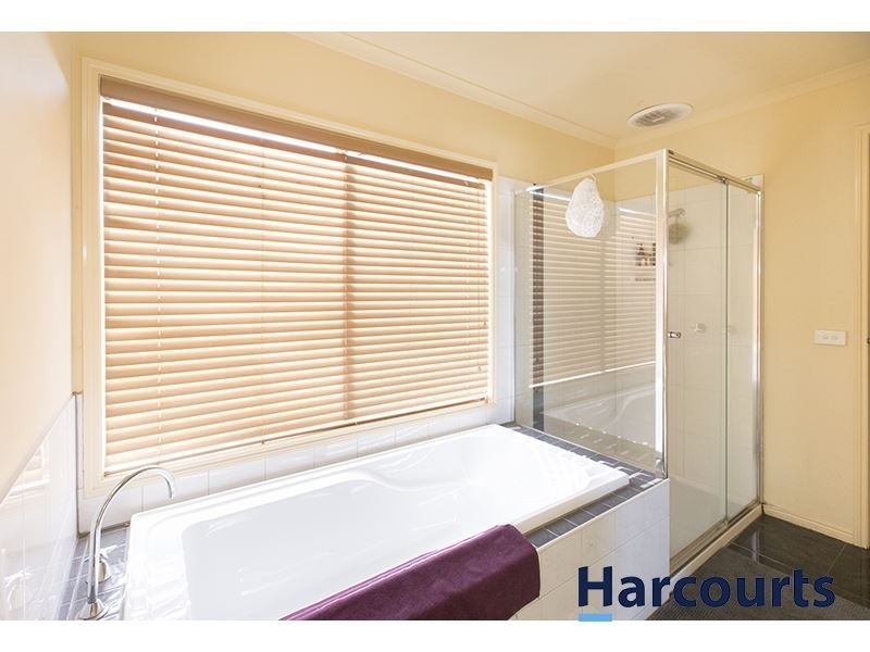 11 Nicolas Court, Warragul VIC 3820