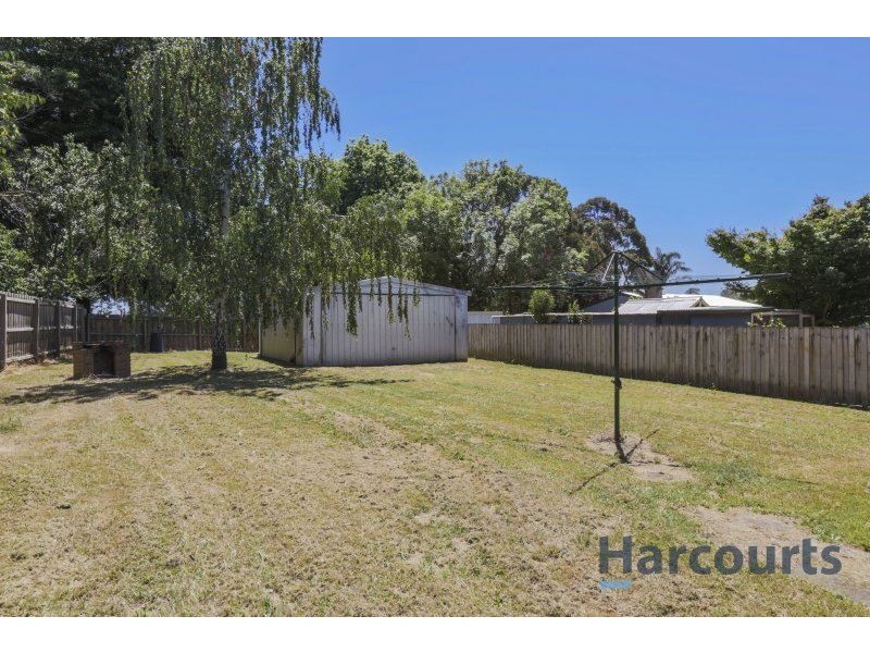 7 Centre Avenue, Warragul VIC 3820