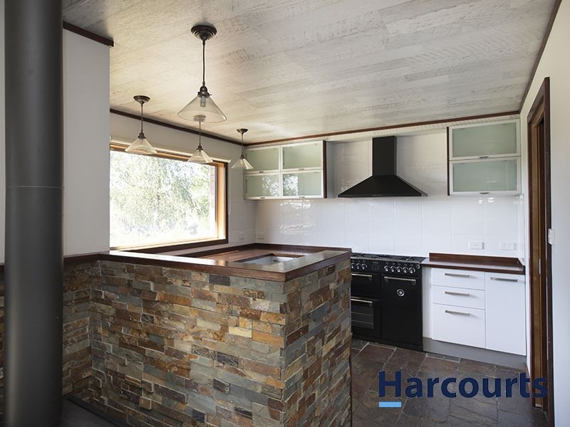 110 Mason Road, Jindivick VIC 3818